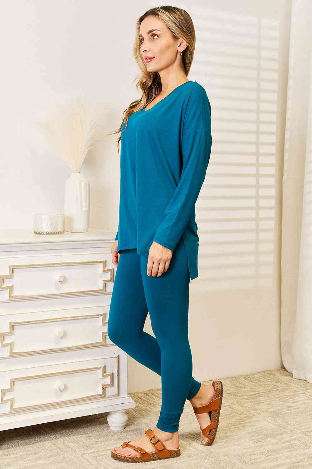 Satchels & Beyond  Full Size Long Sleeve Top and Leggings Set