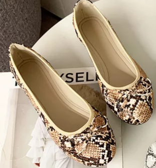 Satchels & Beyond Snake Pattern Shoe