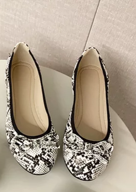 Satchels & Beyond Snake Pattern Shoe