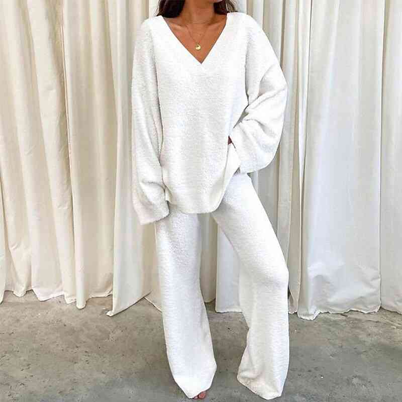 Satchels & Beyond V-Neck Long Sleeve Top and Long Pants Set